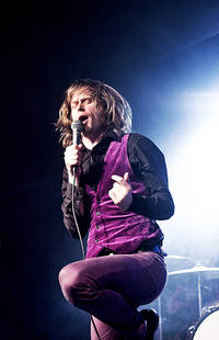 2009-05-06 - The (International) Noise Conspiracy från Frimis, Örebro