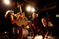 2009-05-16 - The (International) Noise Conspiracy från Guitars, Umeå