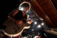 2009-05-16 - The (International) Noise Conspiracy från Guitars, Umeå