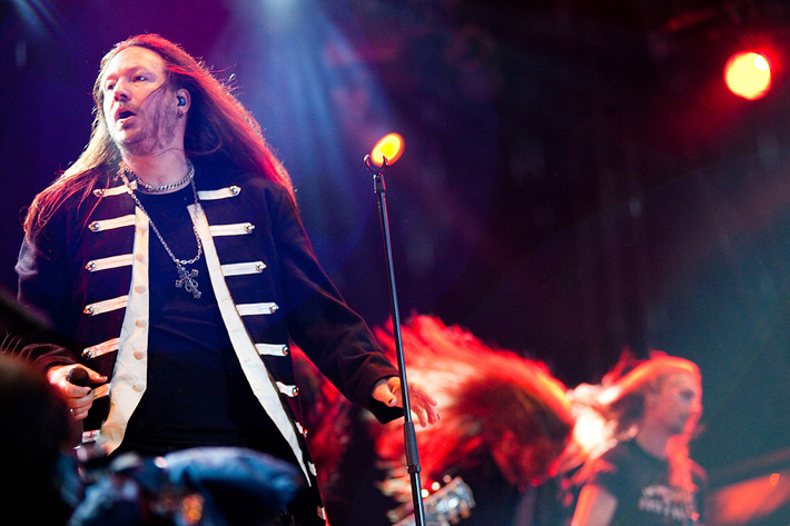 2009-06-04 - Hammerfall från Sweden Rock Festival, Sölvesborg