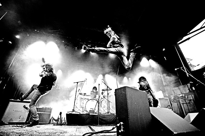 2009-06-12 - The (International) Noise Conspiracy från Stora Skuggan, Stockholm