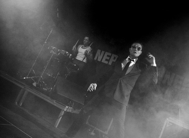 2009-06-13 - Nitzer Ebb från Brew House, Göteborg