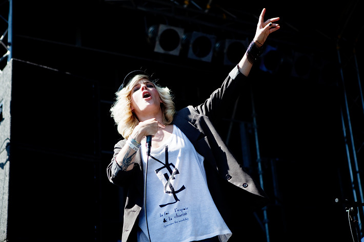 2009-06-25 - The Sounds från Peace & Love, Borlänge 2009-06-25 - The Sounds från Peace & Love, Borlänge