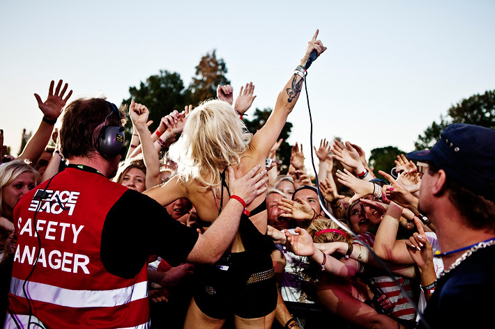 2009-06-26 - The Sounds från Peace & Love, Borlänge