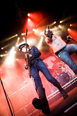 2009-06-26 - Turbonegro från Peace & Love, Borlänge