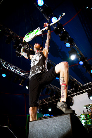 2009-06-27 - Bring Me The Horizon från Metaltown, Göteborg