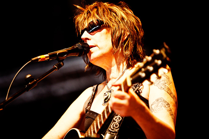 2009-07-02 - Lucinda Williams från Roskildefestivalen, Roskilde
