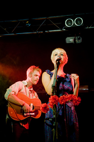 2009-07-03 - Gaby and the Guns från Arvikafestivalen, Arvika