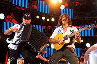2009-07-04 - Gogol Bordello från Roskildefestivalen, Roskilde