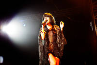 2009-07-04 - Lily Allen från Roskildefestivalen, Roskilde