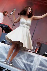 2009-07-04 - Marit Bergman från Sundsvalls gatufest, Sundsvall