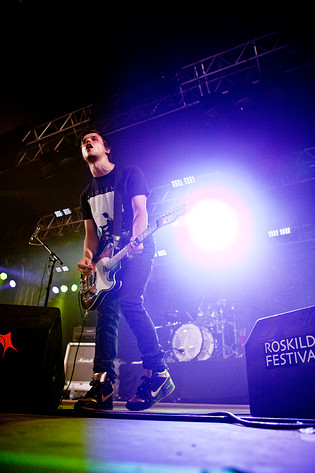 2009-07-05 - White Lies från Roskildefestivalen, Roskilde