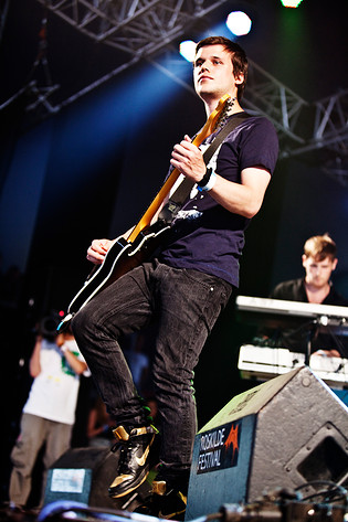 2009-07-05 - White Lies från Roskildefestivalen, Roskilde