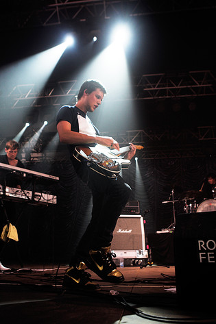 2009-07-05 - White Lies från Roskildefestivalen, Roskilde