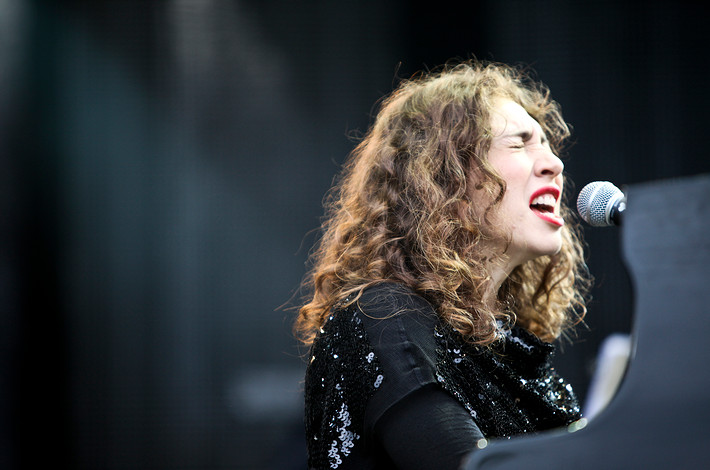 2009-07-09 - Regina Spektor från Hultsfredsfestivalen, Hultsfred