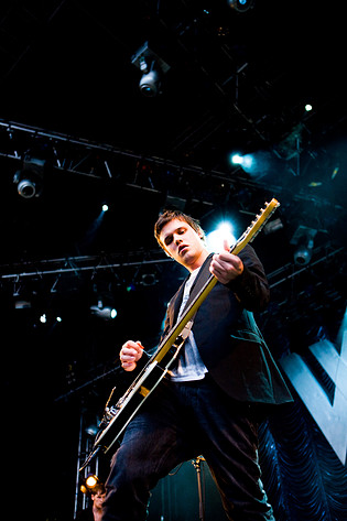 2009-07-09 - White Lies från Hultsfredsfestivalen, Hultsfred