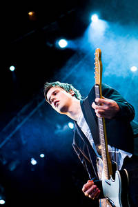 2009-07-09 - White Lies från Hultsfredsfestivalen, Hultsfred