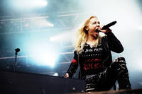 2009-07-10 - Arch Enemy från Rockweekend, Kilafors