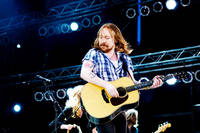 2009-07-11 - Lars Winnerbäck från Hultsfredsfestivalen, Hultsfred