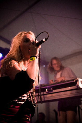2009-07-11 - Cleo & Syster Sol från Hultsfredsfestivalen, Hultsfred