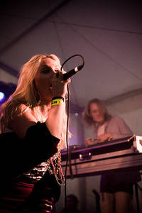 2009-07-11 - Cleo & Syster Sol från Hultsfredsfestivalen, Hultsfred