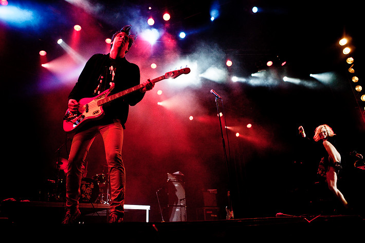 2009-07-10 - The Sounds från Hultsfredsfestivalen, Hultsfred