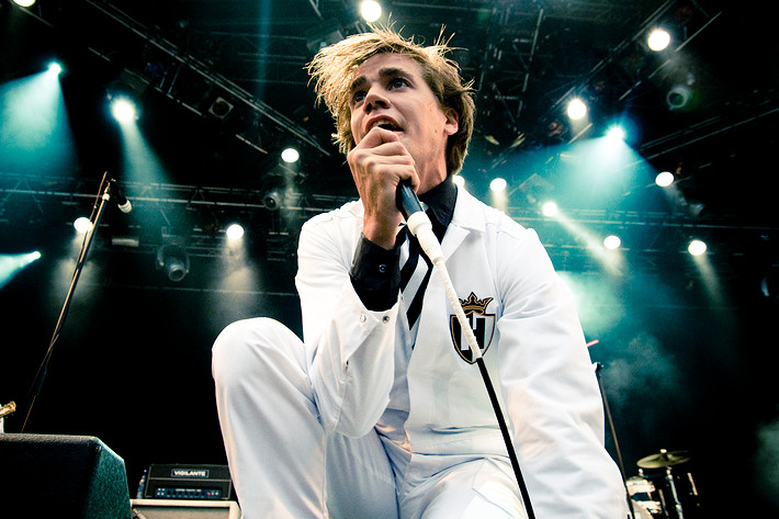 2009-07-18 - The Hives från Sonisphere, Hultsfred