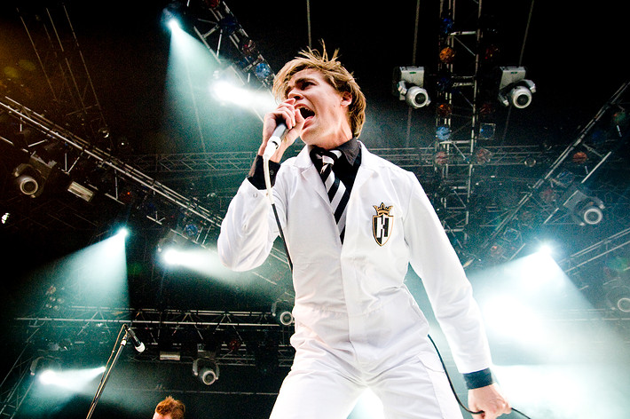 2009-07-18 - The Hives från Sonisphere, Hultsfred