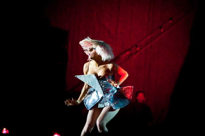 2009-07-31 - Lady Gaga från Storsjöyran, Östersund