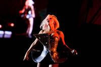 2009-07-31 - Lady Gaga från Storsjöyran, Östersund