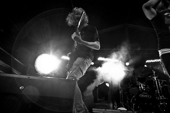 2009-08-01 - News From The Front från Storsjöyran, Östersund