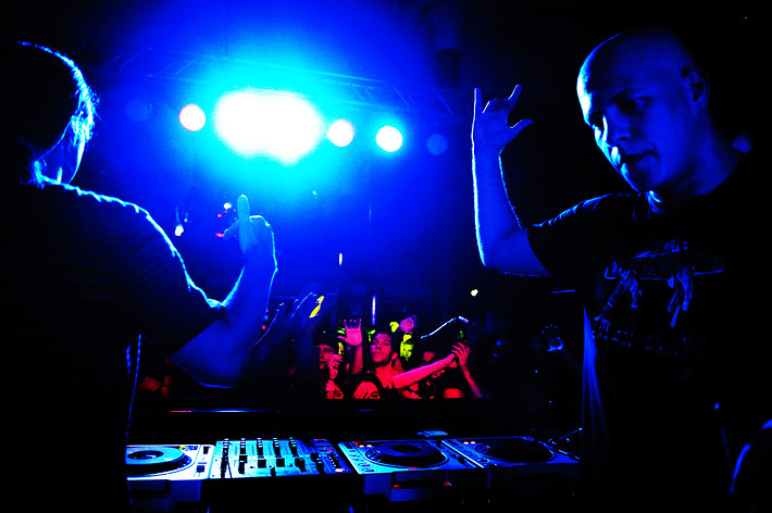 2009-08-13 - Infected Mushroom från Clustret, Stockholm