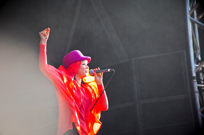 2009-08-14 - Robyn från Way Out West, Göteborg