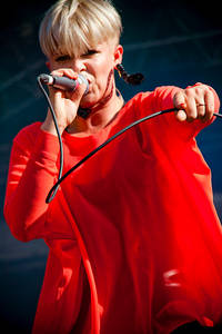2009-08-14 - Robyn från Way Out West, Göteborg