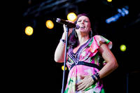 2009-08-14 - Jill Johnson från Sundbyholms Travbana, Eskilstuna