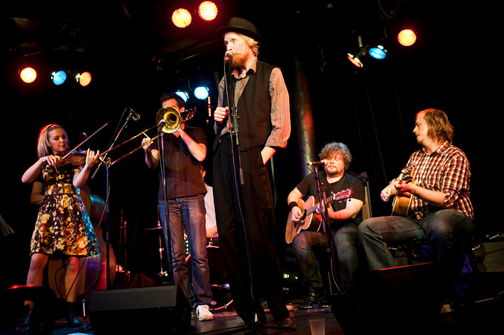 2009-09-08 - Gunnar Källström & Fridens Liljer från Mosebacke, Stockholm
