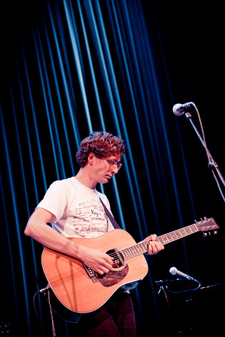 2009-10-03 - Kings of Convenience från Nalen, Stockholm