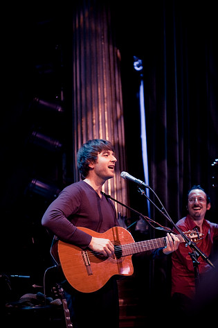 2009-10-03 - Kings of Convenience från Nalen, Stockholm