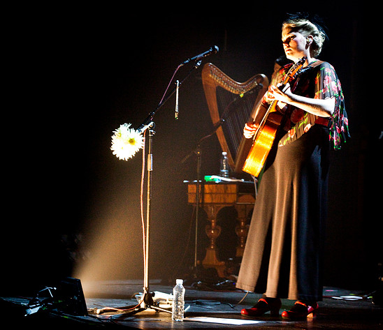 2009-10-04 - Ane Brun från Lorensbergsteatern, Göteborg