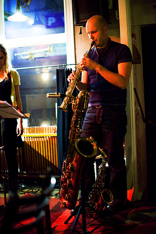 2009-10-18 - Jonas Knutsson från Glenn Miller Café, Stockholm