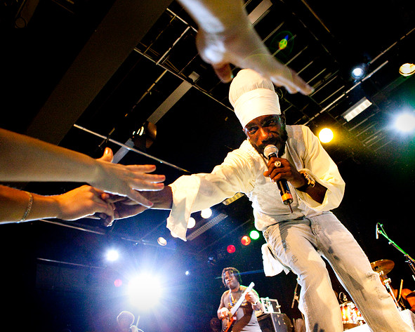2009-10-22 - Sizzla från Brew House, Göteborg