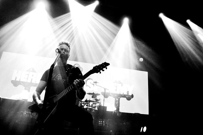 2009-10-24 - Mustasch från Lisebergshallen, Göteborg