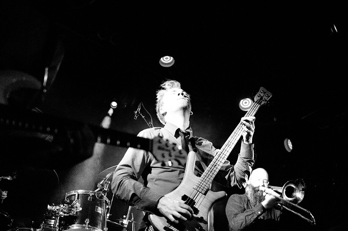 2009-10-30 - Momo Orchestra från Debaser Strand, Stockholm