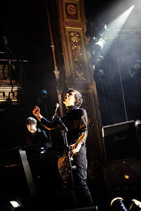2009-11-04 - White Lies från Berns, Stockholm