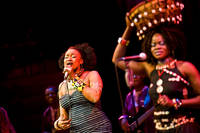 2009-11-06 - Oumou Sangaré från Konserthuset, Stockholm