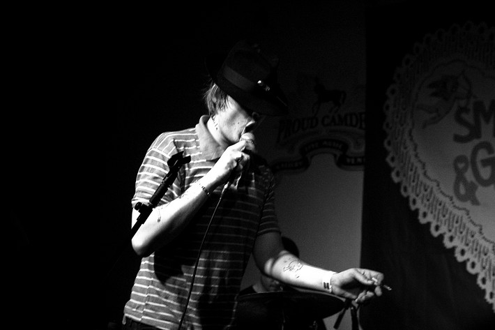 2009-11-05 - Babyshambles från Proud, London