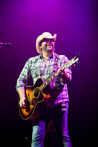 2009-11-16 - Toby Keith från Cirkus, Stockholm