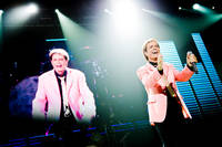2009-11-20 - Cliff Richard & The Shadows från Globen, Stockholm