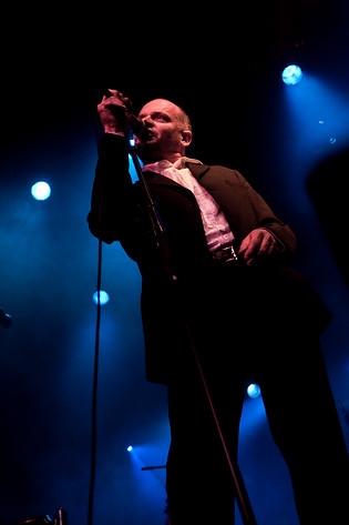 2009-11-21 - Bad Liver & Hans Brustna Hjärtan från Södra Teatern, Stockholm