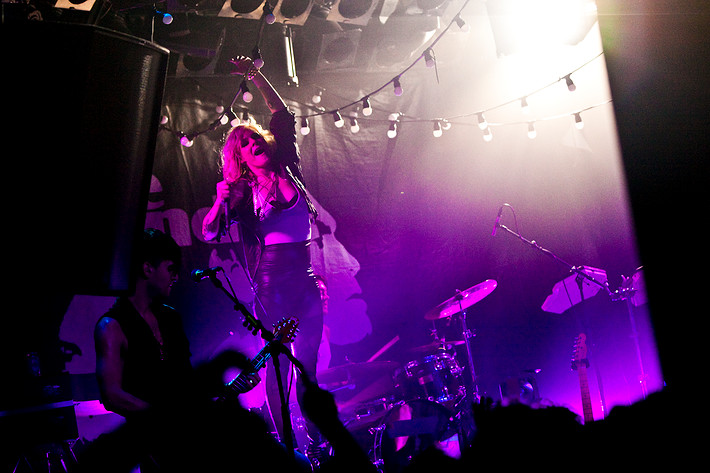 2009-11-17 - The Sounds från Melkweg, Amsterdam